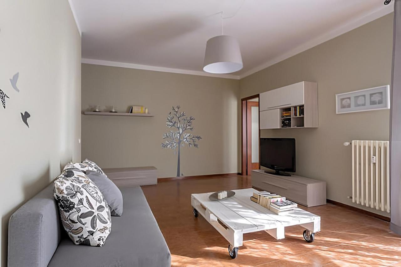 Natural Chic - Close To City Center And Beach - Parking 데센자노델가르다 외부 사진