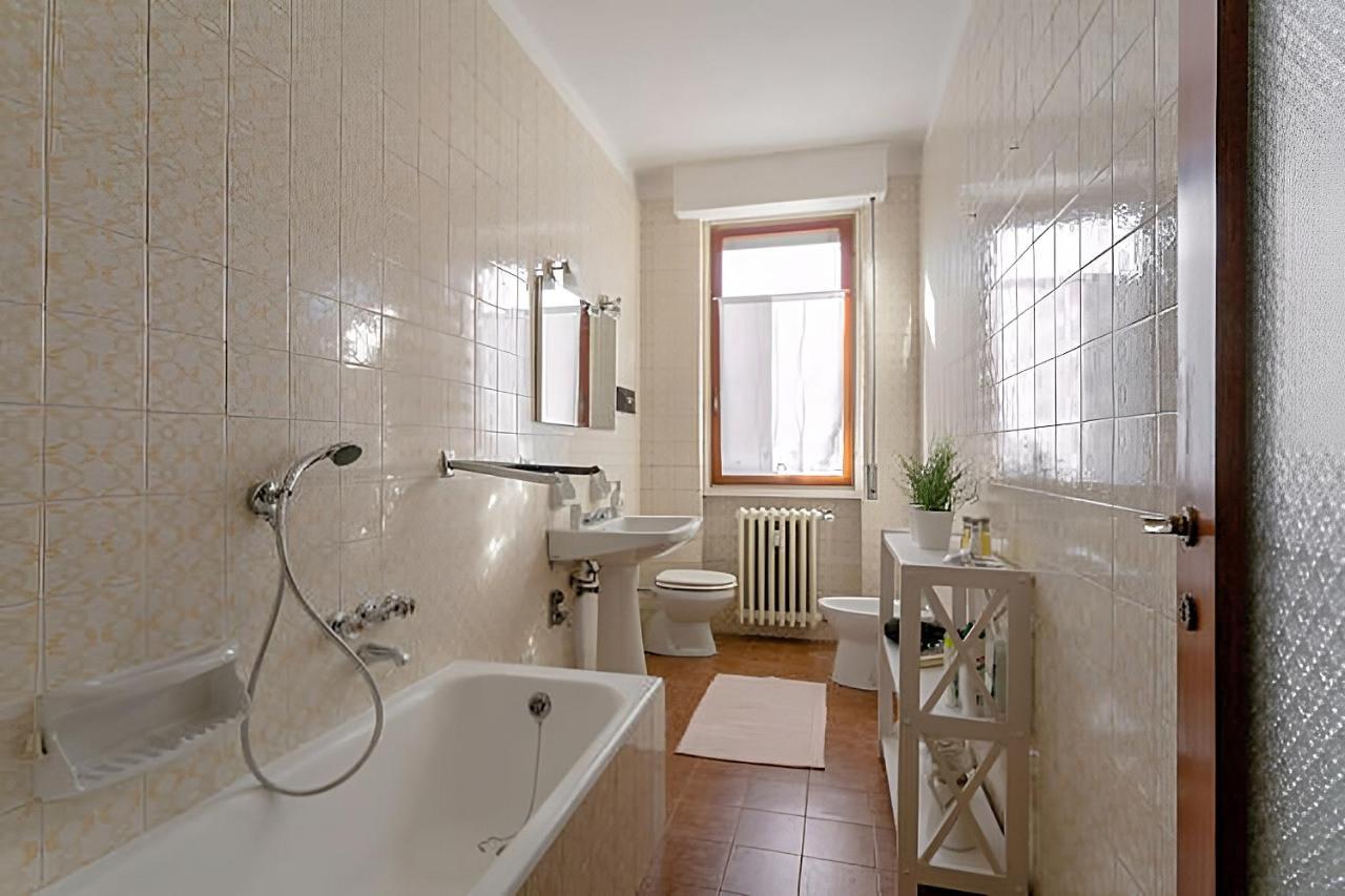 Natural Chic - Close To City Center And Beach - Parking 데센자노델가르다 외부 사진